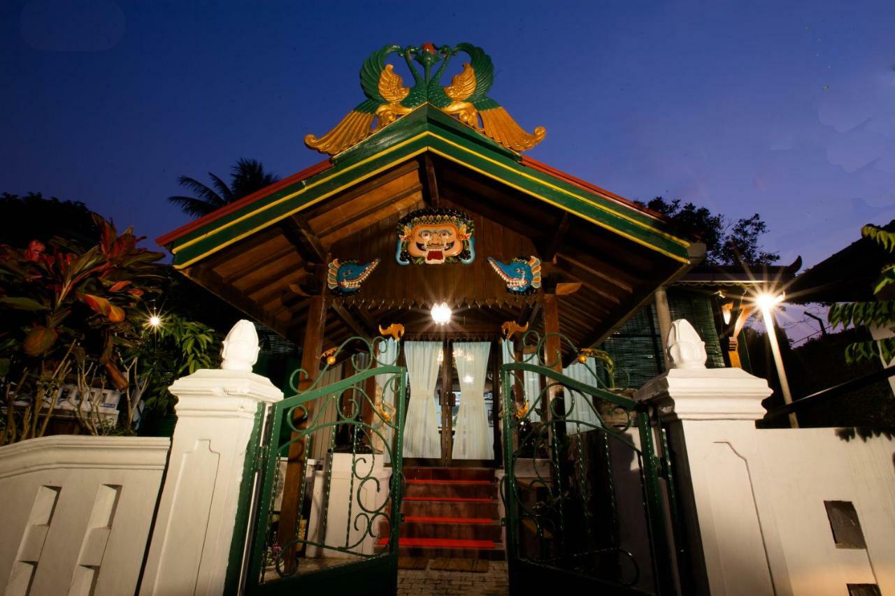 Joglo Yudhistira Villa Sleman  Ngoại thất bức ảnh